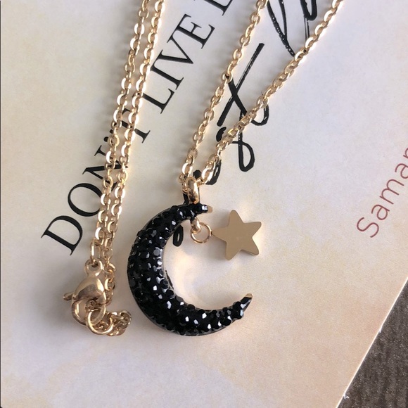 Moon and star necklace - Picture 2 of 6